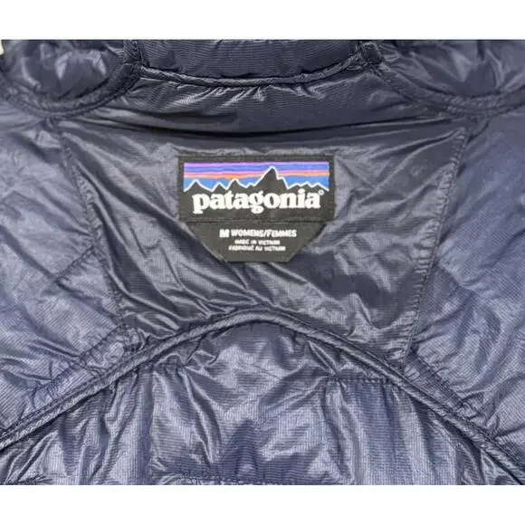 Women's Medium Patagonia Micro Puff Hooded Full Zip Insulated Navy Blue Jacket! - Picture 4 of 4